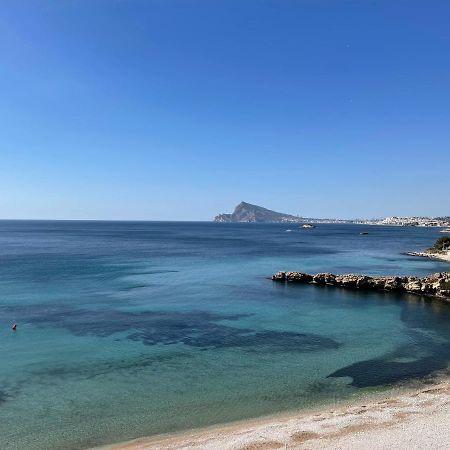 Sunrise Beachfront Apartment By The Marina Altea Exterior photo